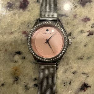 Gucci womens diamond watch